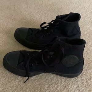 Women’s 6.5 all black converse hi top sneakers